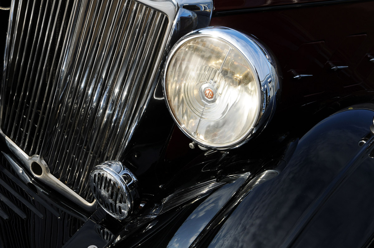 MG SA 1935 headlight