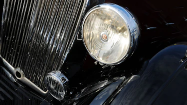 MG SA 1935 headlight