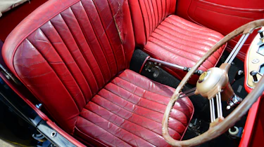 MG TC Midget 1945 seats