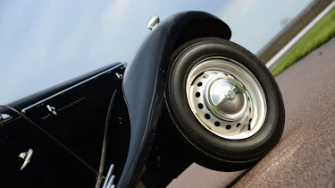 MG TF 1953 wheel