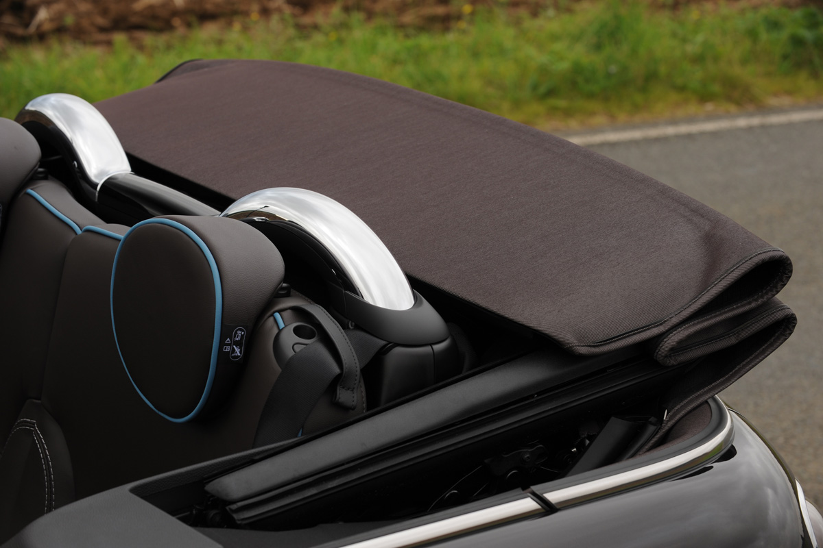MINI Cooper S Highgate Convertible roof detail