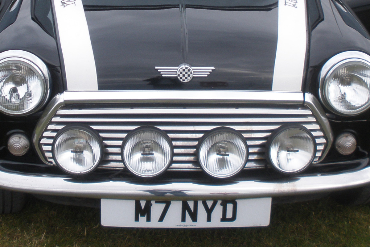 MINI Cooper - the retro moustache 