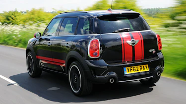 MINI Cooper D Countryman rear action