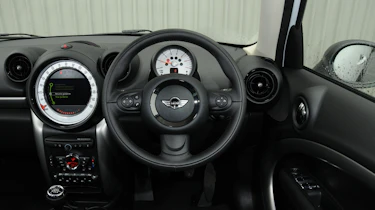 MINI Countryman interior