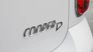 MINI Countryman badge