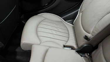 MINI Countryman seats