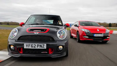 MINI JCW GP vs Renaultsport Megane Cup
