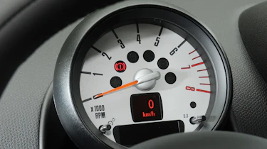 MINI Cooper S Paceman dials