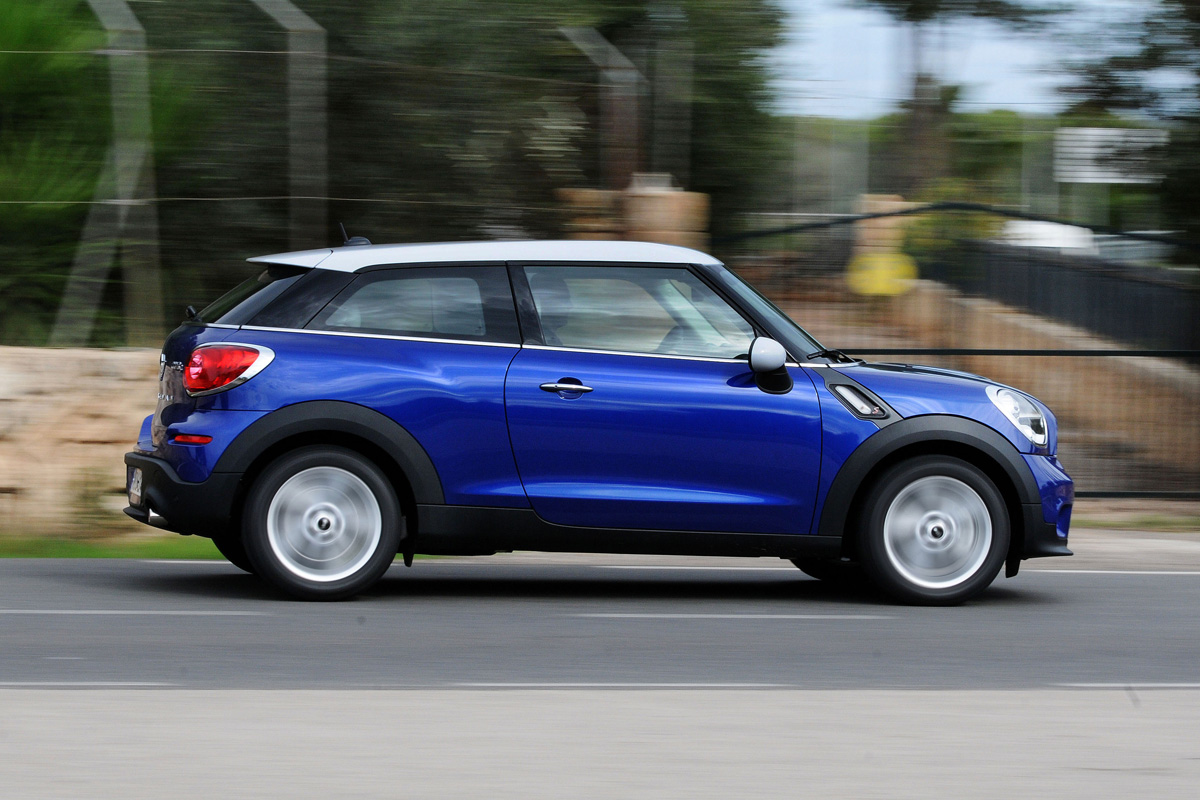 MINI Cooper S Paceman profile