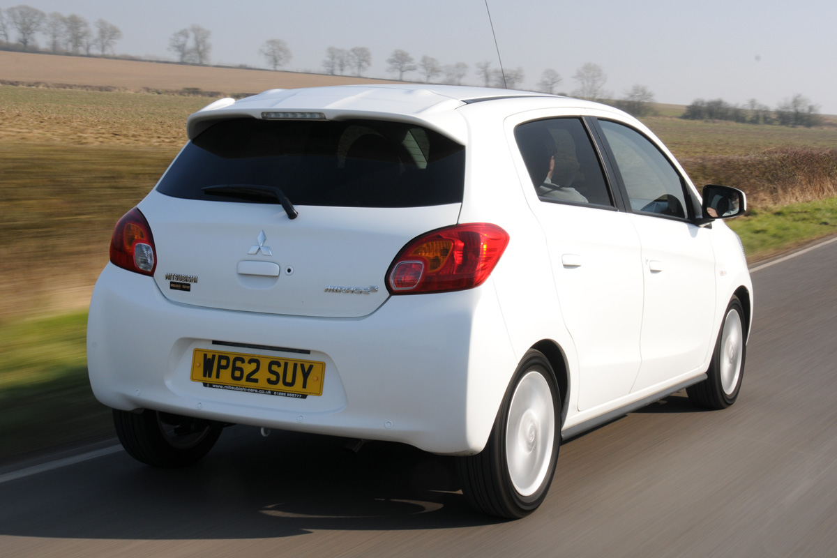 Mitsubishi Mirage 1.2 3 rear tracking