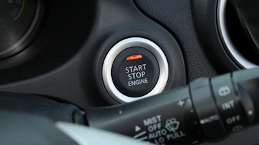 Mitsubishi Mirage 1.2 3 start button