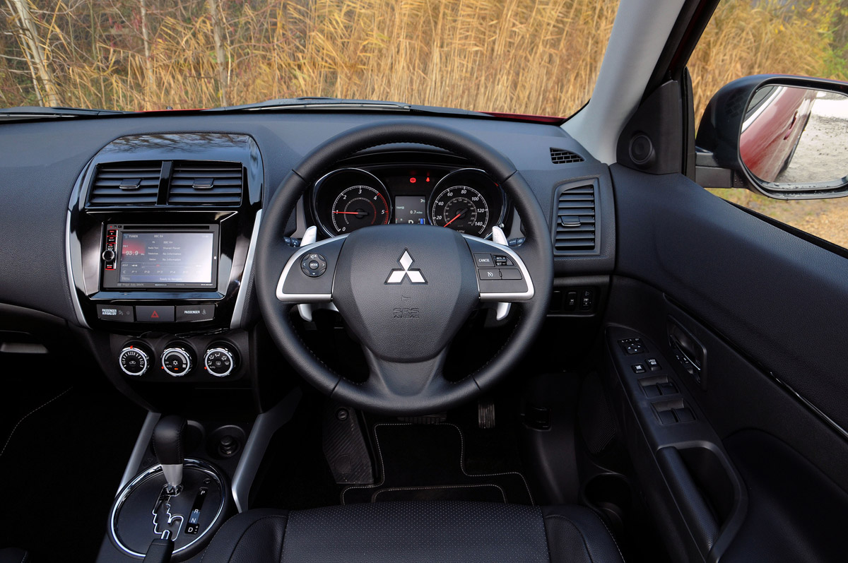 Mitsubishi ASX 4 2014 interior