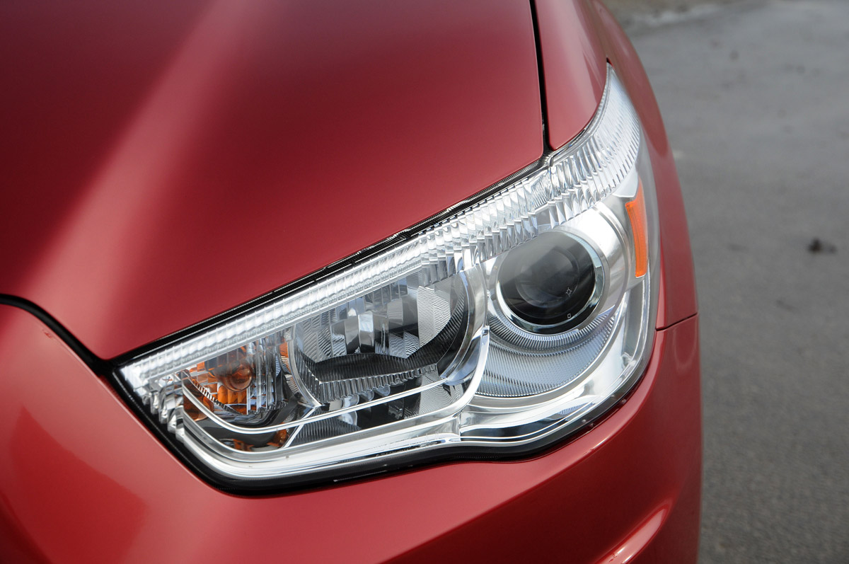 Mitsubishi ASX 4 2014 light