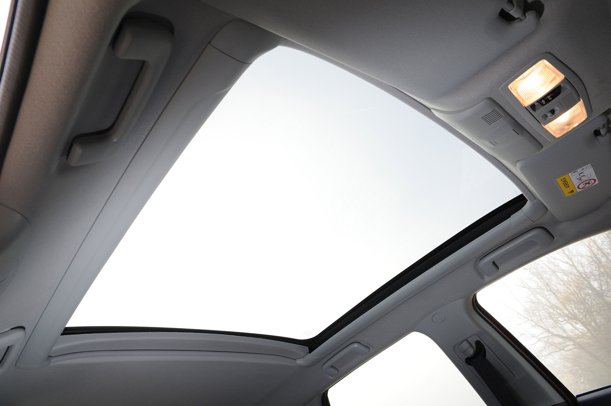 Mitsubishi ASX 4 2014 sunroof