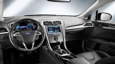 2013 Ford Mondeo interior