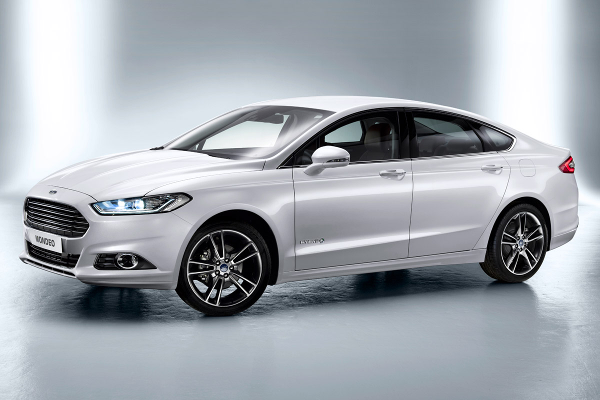 2013 Ford Mondeo hybrid front static