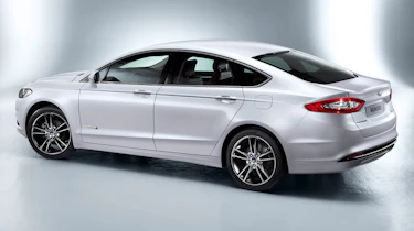 2013 Ford Mondeo hybrid rear static