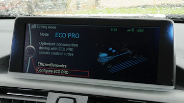 BMW 116d ED monitor