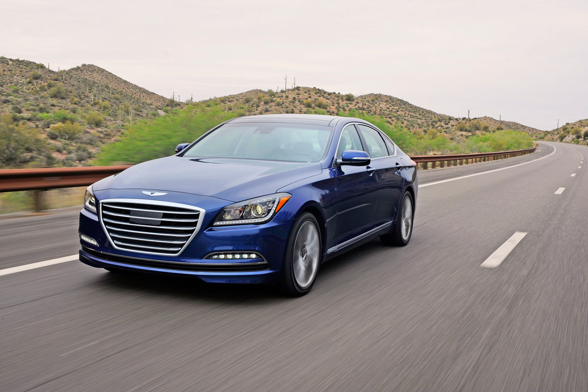Hyundai Genesis 2015 - driving
