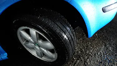 Nearly 9,000 motorists convicted for tyre neglect in 2012