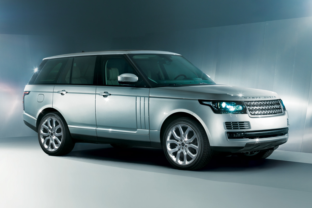 New Range Rover front three-quarters