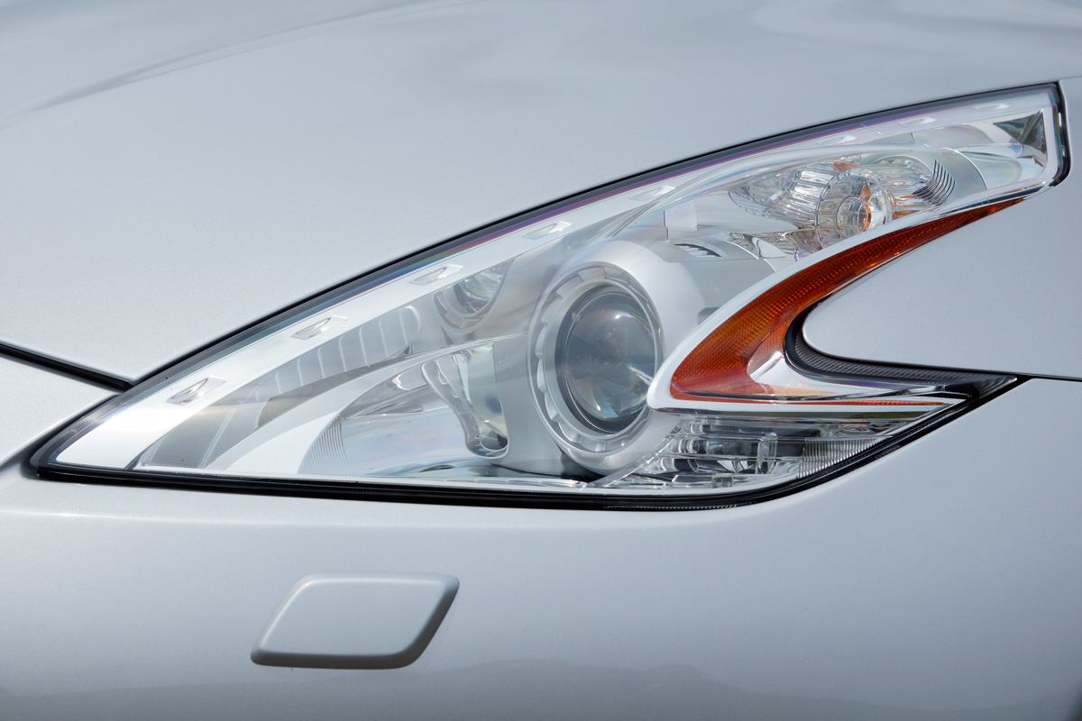 Nissan 370Z light
