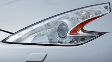 Nissan 370Z light