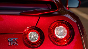 Nissan GT-R 2014 badge