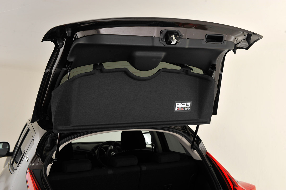 Used-Nissan-Juke-boot