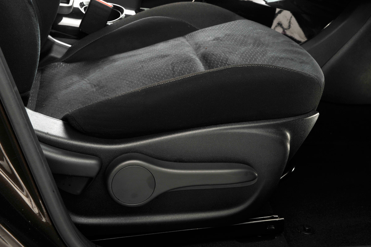 Used-Nissan-Juke-seat