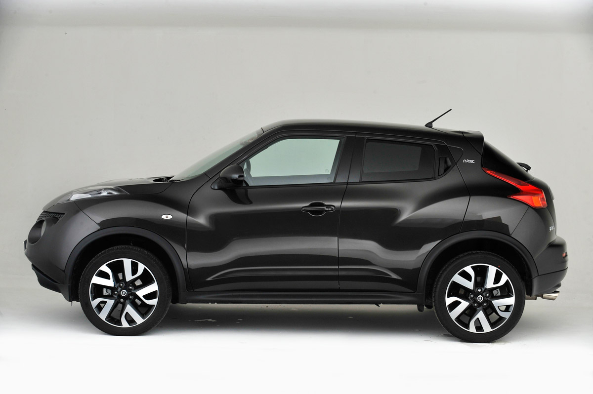 Used-Nissan-Juke-left