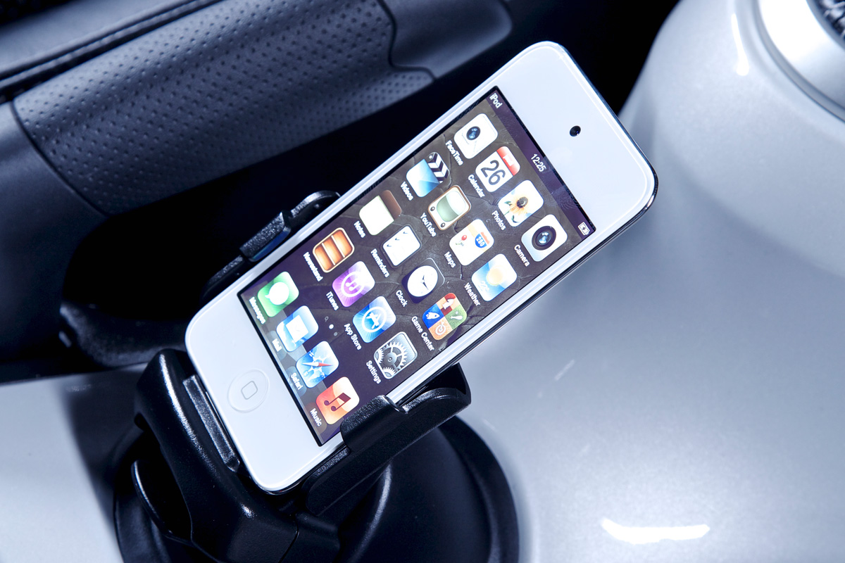 Nissan Juke Ministry of Sound edition iPod Touch