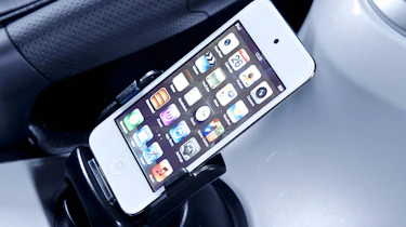 Nissan Juke Ministry of Sound edition iPod Touch