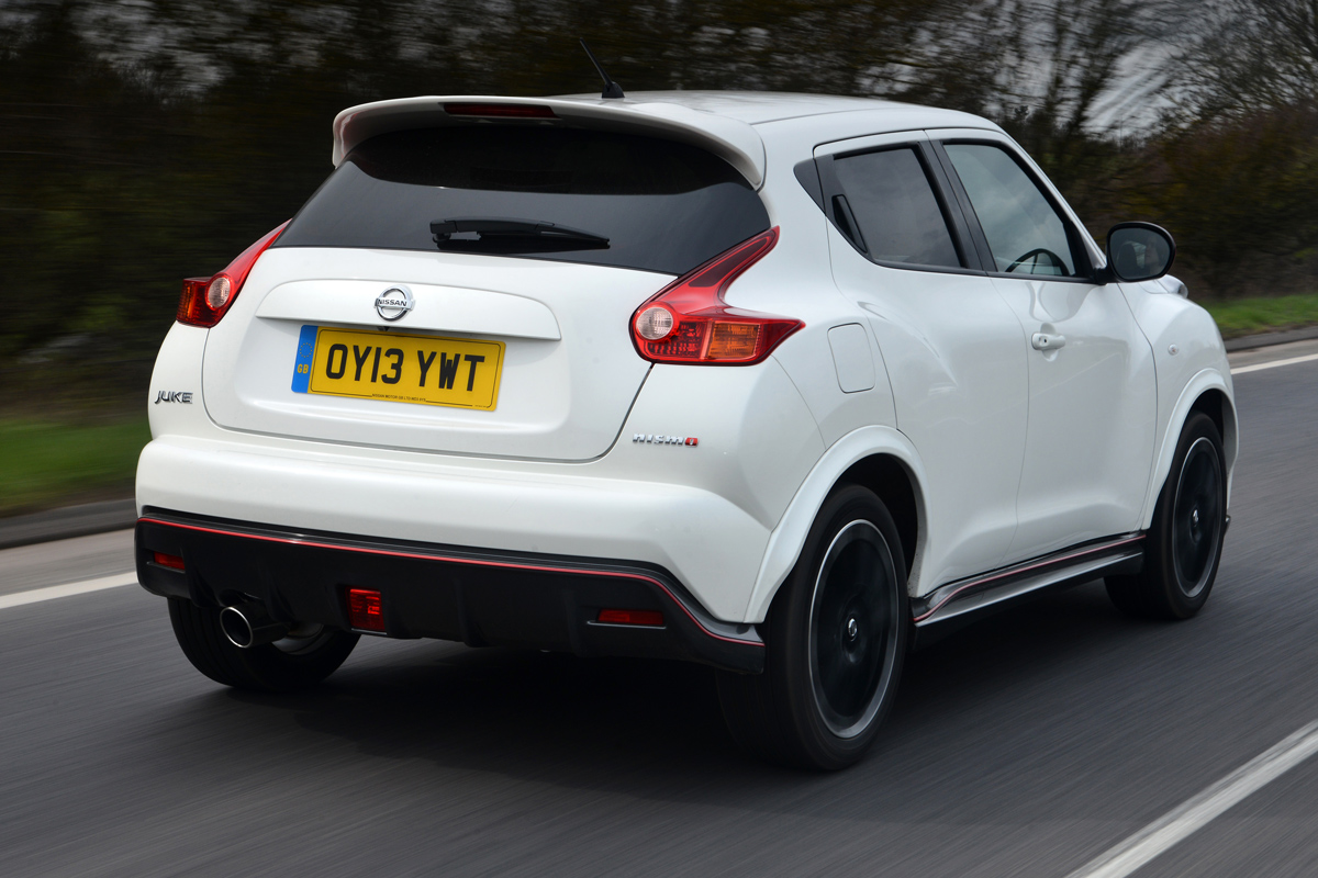 Nissan Juke Nismo 4WD rear tracking