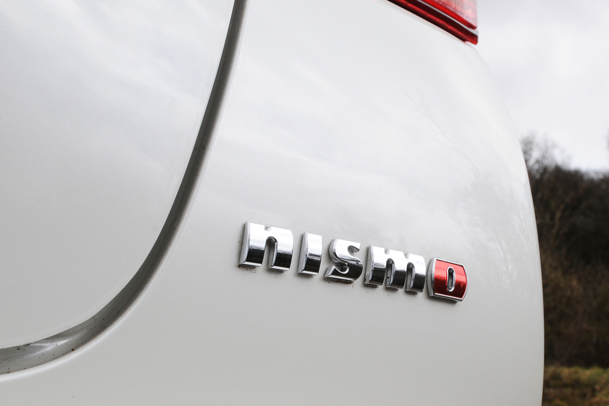 Nissan Juke Nismo badge