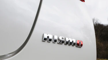 Nissan Juke Nismo badge