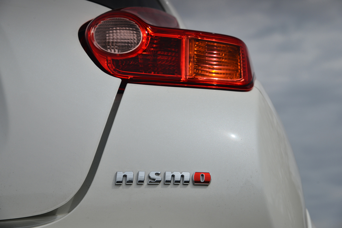Nissan Juke Nismo 4WD badge