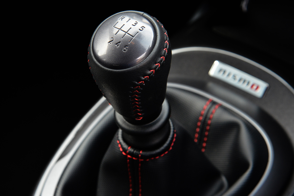 Nissan Juke Nismo 4WD gearlever