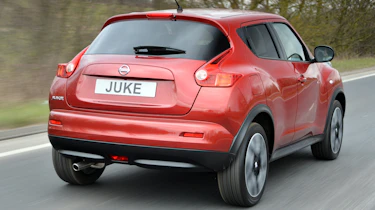 Nissan Juke n-tec rear tracking