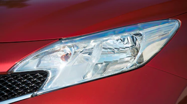 Nissan Note headlight
