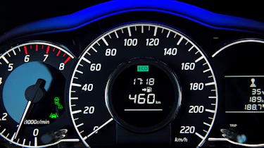 Nissan Note dials