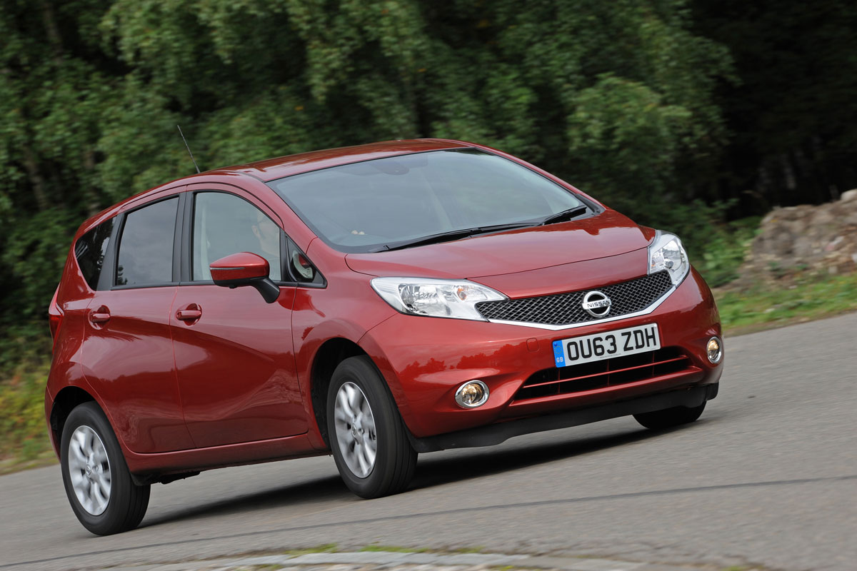 Nissan Note action