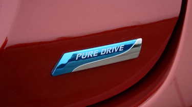 Nissan Note badge