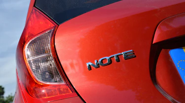 Nissan Note badge