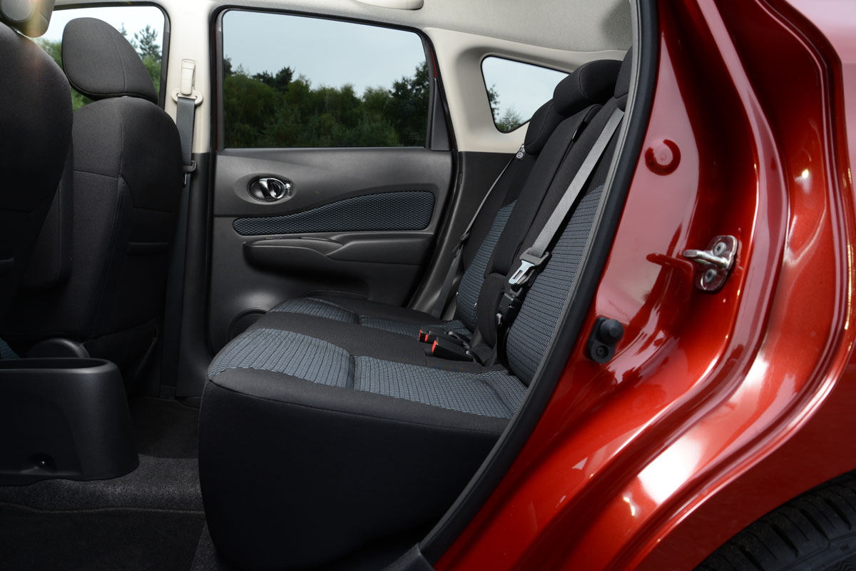 Nissan Note rear seat