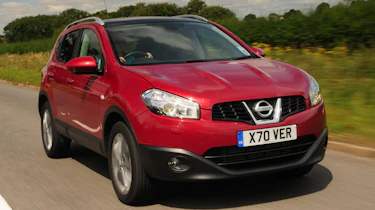 Nissan Qashqai front action