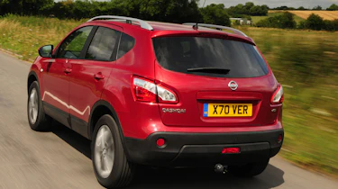 Nissan Qashqai rear action