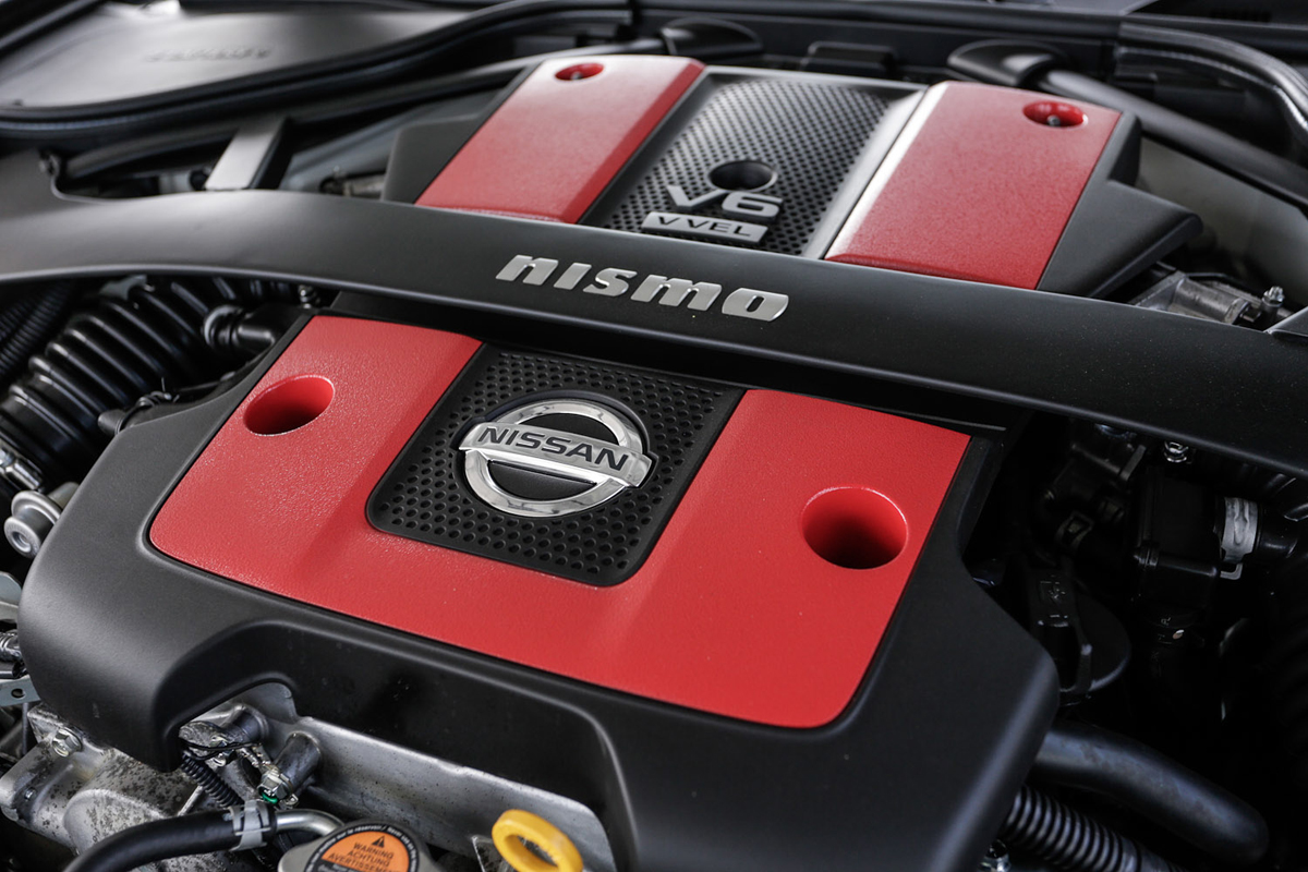 Nissan 370Z Nismo engine