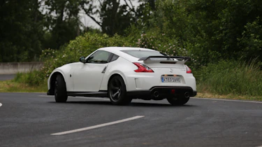 Nissan 370Z Nismo rear corner
