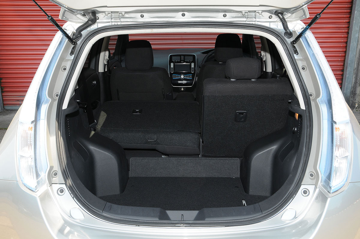 Nissan Leaf boot